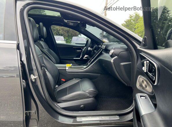 W1KAF4HB2NR014510 2022 MERCEDES-BENZ C Gray Widok z przodu