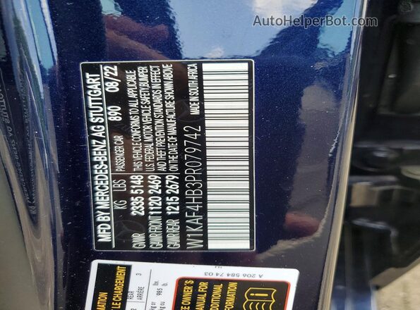 W1KAF4HB3PR079742 2023 MERCEDES-BENZ C Blue Widok komory silnika