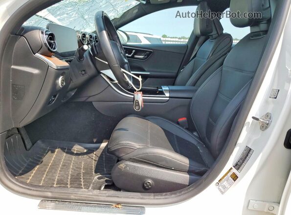 W1KAF4HB6PR085132 2023 MERCEDES-BENZ C Белый Вид салона спереди
