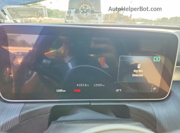 W1KAF4HB8RR190709 2024 MERCEDES-BENZ C Blue Instrument cluster view