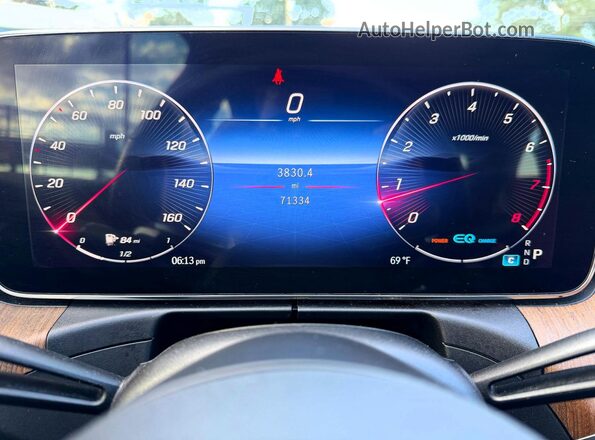 W1KAF4HBXNR019860 2022 MERCEDES-BENZ C Gray Vista del salpicadero