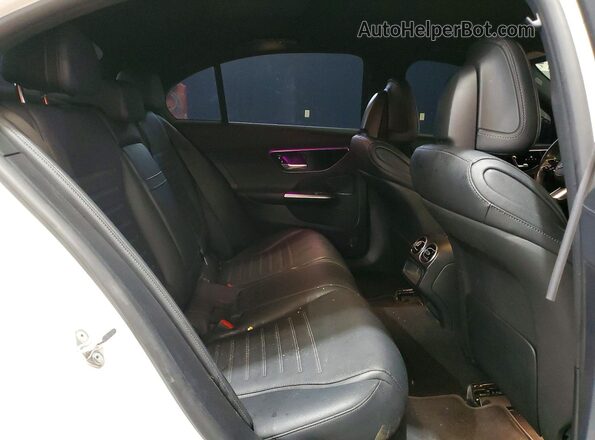 W1KAF4HBXPR071024 2023 MERCEDES-BENZ C White Widok tylnych siedzeń