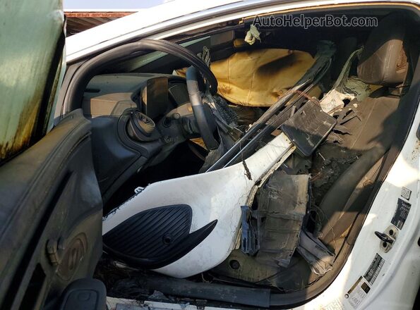 W1KEG1CB2PF034880 2023 MERCEDES-BENZ EQE White Front interior view