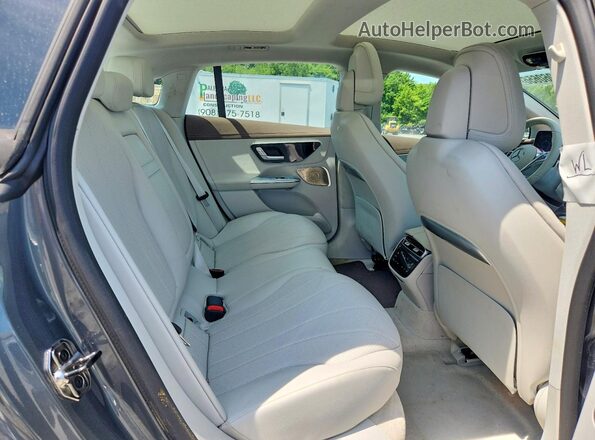 W1KEG1CB6RF058778 2024 MERCEDES-BENZ EQE Gray Вид задніх сидінь
