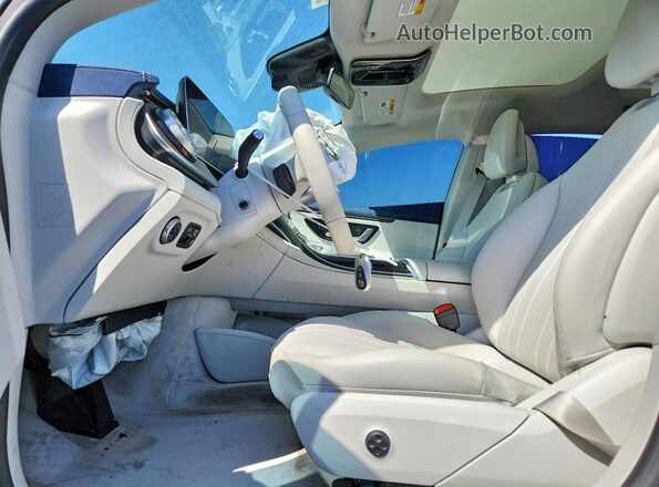 W1KEG2BB6RF057265 2024 MERCEDES-BENZ EQE White Widok wnętrza z przodu