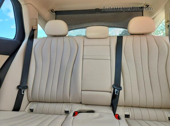 W1KLH6FB2TA233061 2026 MERCEDES-BENZ E White Հետևի նստատեղերի տեսք