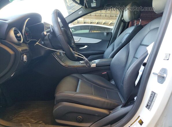 W1KWF8DB0MR650439 2021 MERCEDES-BENZ C White Front interior view