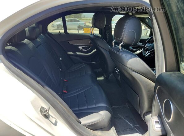W1KWF8DB2LR588847 2020 MERCEDES-BENZ C White Rear seats view