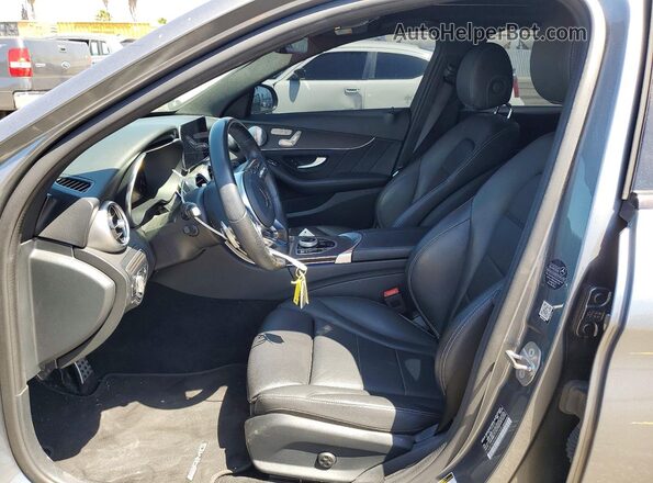 W1KWF8DB6MR607496 2021 MERCEDES-BENZ C Gray Vista interior delantera