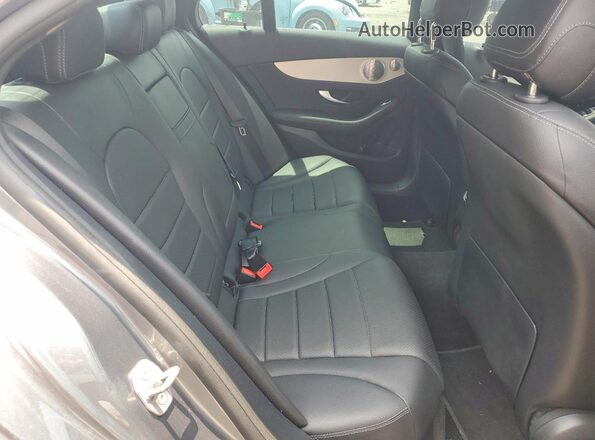 W1KWF8DB7MR640023 2021 MERCEDES-BENZ C Gray Widok tylnych siedzeń