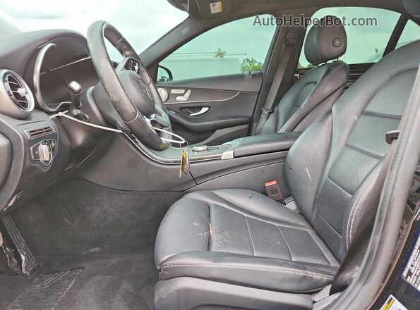 W1KWF8DB9MR618556 2021 MERCEDES-BENZ C Черный Вид салона спереди