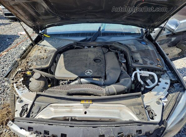 W1KWF8DBXLR600081 2020 MERCEDES-BENZ C Black Widok wnętrza z tyłu