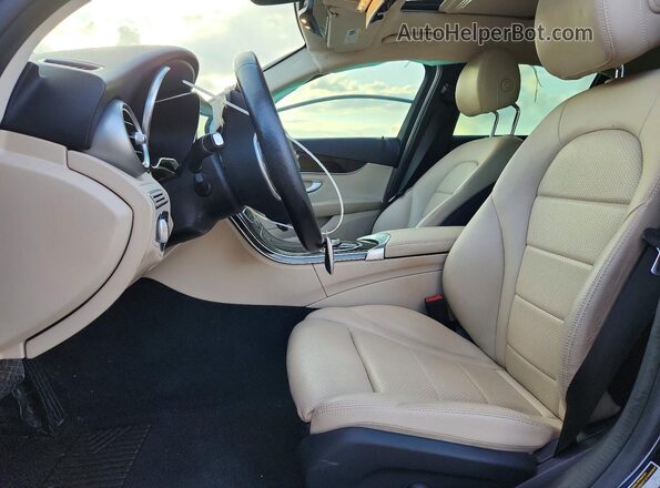 W1KWF8DBXMR653008 2021 MERCEDES-BENZ C Blue Vista interior delantera