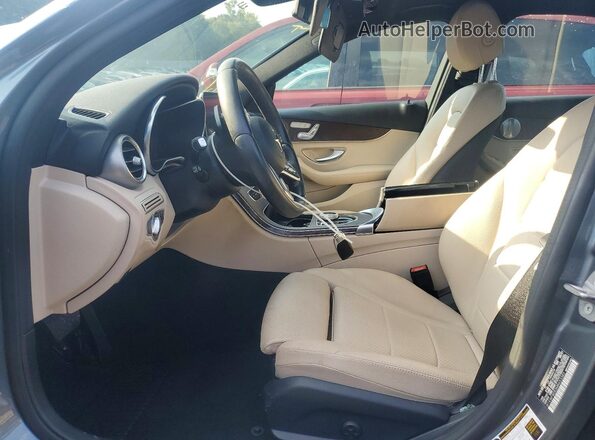 W1KWF8EB3MR653382 2021 MERCEDES-BENZ C Silver Вид салону спереду