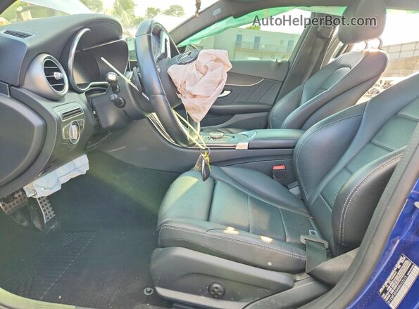 W1KWF8EB4MR652015 2021 MERCEDES-BENZ C Blue Vista interior delantera