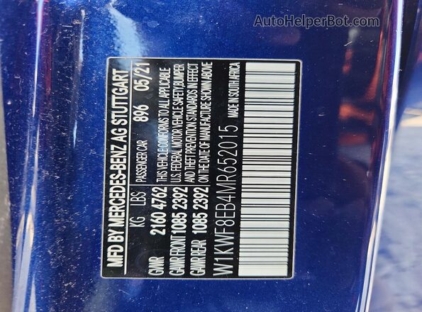 W1KWF8EB4MR652015 2021 MERCEDES-BENZ C Blue Vista del compartimento del motor