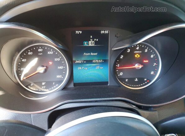 W1KWF8EB6LR572942 2020 MERCEDES-BENZ C Silver Vista del cuadro de instrumentos