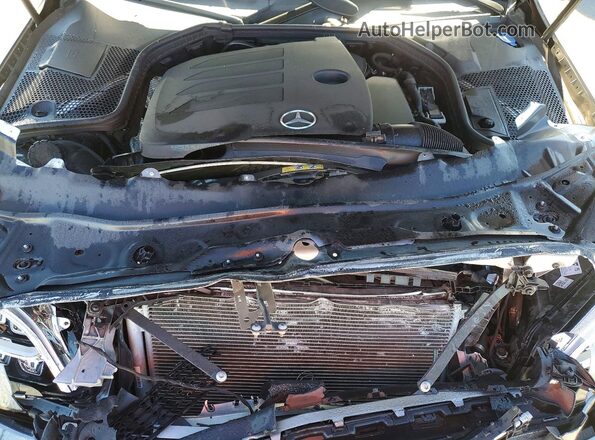 W1KWF8EB6LR572942 2020 MERCEDES-BENZ C Silver Vista interior trasera