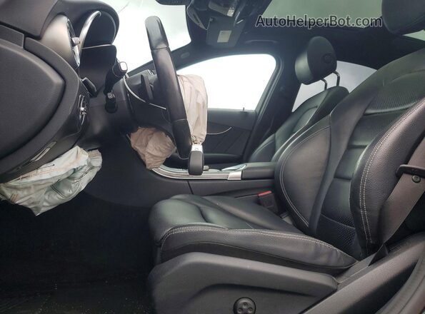 W1KWF8EBXMR644145 2021 MERCEDES-BENZ C Black Widok wnętrza z przodu