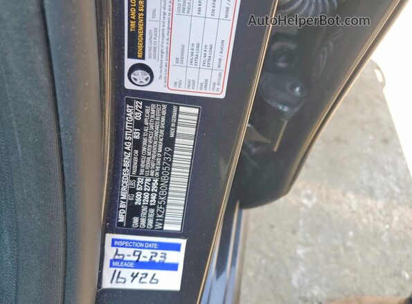 W1KZF5KB0NB057379 2022 MERCEDES-BENZ E Gray Vista del compartimento del motor