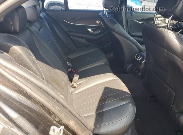W1KZF5KB0NB057379 2022 MERCEDES-BENZ E Gray Vista de los asientos traseros
