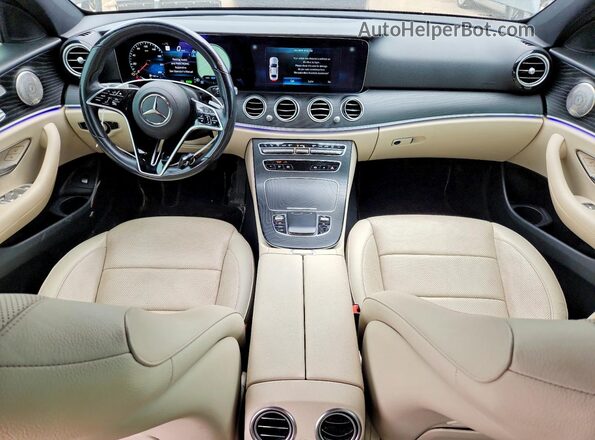 W1KZF5KB2NB031107 2022 MERCEDES-BENZ E Black Vista del salpicadero
