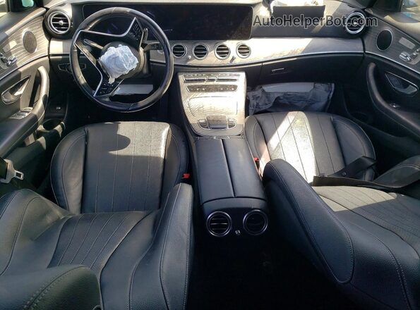 W1KZF8DB0MA927876 2021 MERCEDES-BENZ E White Widok deski rozdzielczej