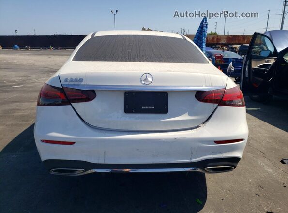 W1KZF8DB0MA927876 2021 MERCEDES-BENZ E White Widok z tyłu