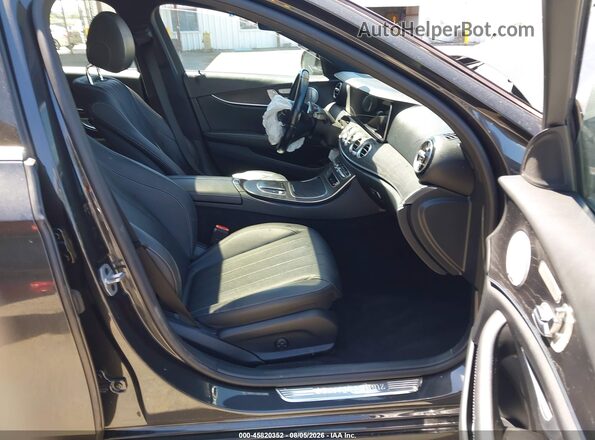 W1KZF8DB1MA891891 2021 MERCEDES-BENZ E-CLASS Gray Սալոնի դիմացի տեսք