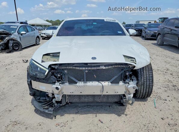 W1KZF8DB2NB056376 2022 MERCEDES-BENZ E White Widok z przodu