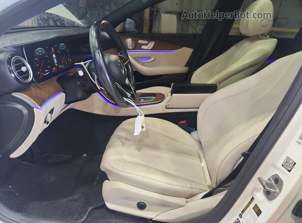 W1KZF8DBXMA938531 2021 MERCEDES-BENZ E White Vista interior delantera