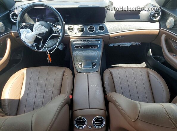 W1KZF8EB3MA928342 2021 MERCEDES-BENZ E Black Vista del salpicadero
