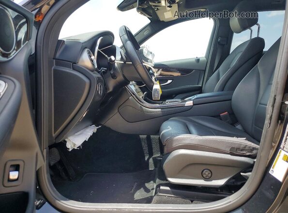 W1N0G8DB1LF803142 2020 MERCEDES-BENZ GLC-CLASS Черный Вид салона спереди