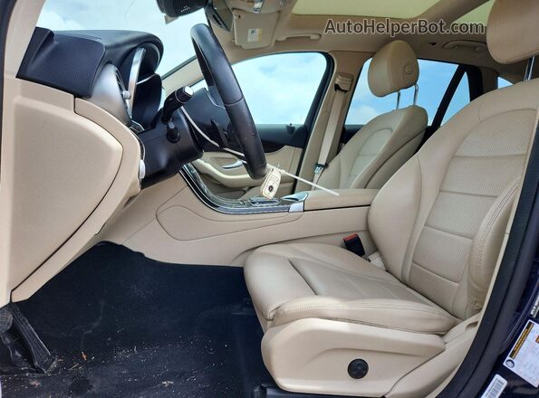 W1N0G8DB3NG090600 2022 MERCEDES-BENZ GLC-CLASS Blue Vista interior delantera