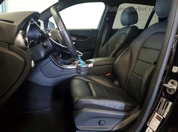 W1N0G8EB3NG074718 2022 MERCEDES-BENZ GLC-CLASS Black Vista interior delantera