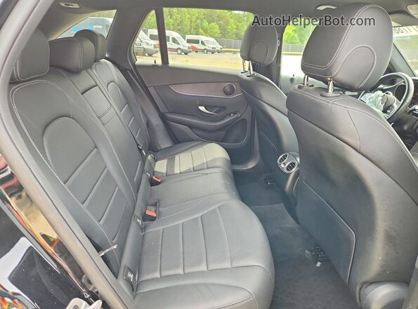 W1N0G8EB3NV338256 2022 MERCEDES-BENZ GLC-CLASS White Widok wnętrza z tyłu