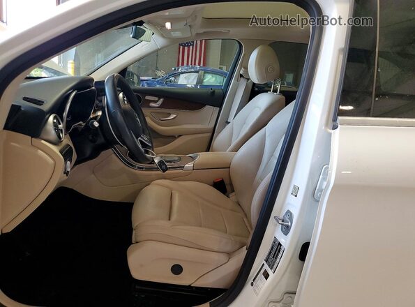W1N0G8EB4MF871743 2021 MERCEDES-BENZ GLC-CLASS White Вид салону спереду