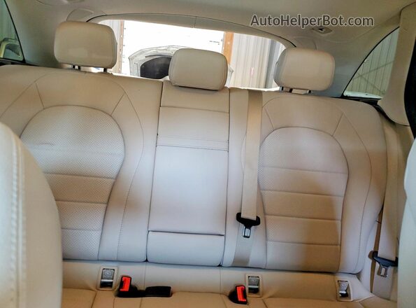 W1N0G8EB4MF871743 2021 MERCEDES-BENZ GLC-CLASS White Вид задніх сидінь