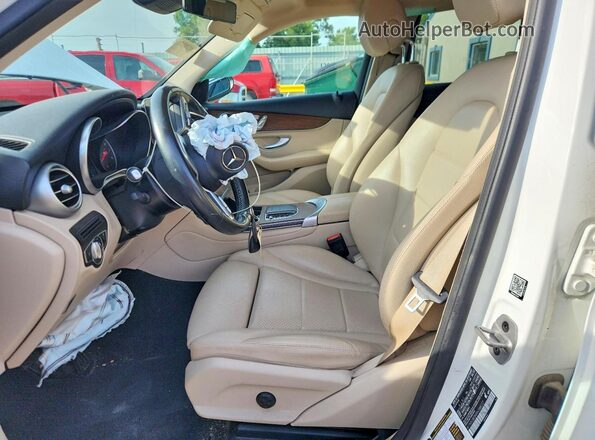 W1N0G8EB4NV388227 2022 MERCEDES-BENZ GLC-CLASS White Вид салону спереду