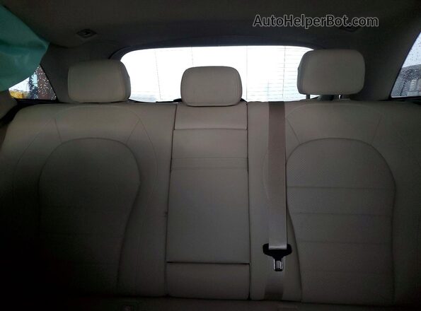 W1N0G8EB5NG034236 2022 MERCEDES-BENZ GLC-CLASS White Vista de los asientos traseros