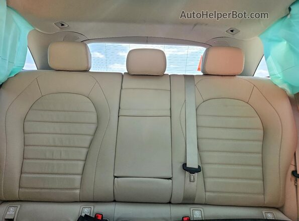 W1N0G8EB6MF889807 2021 MERCEDES-BENZ GLC-CLASS White Հետևի նստատեղերի տեսք