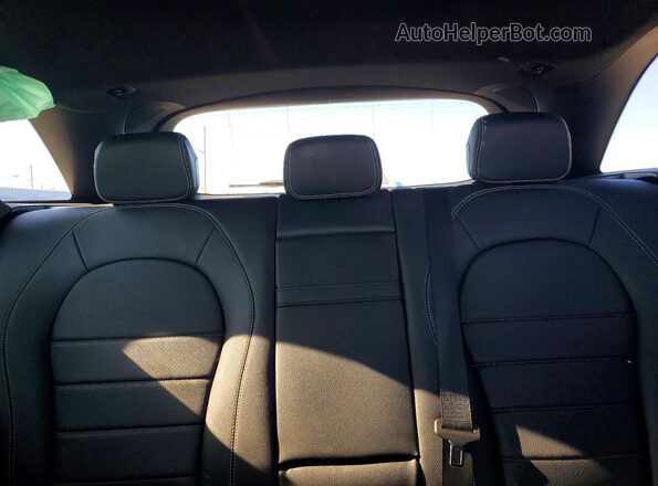 W1N0G8EB6NG121644 2022 MERCEDES-BENZ GLC-CLASS White Rear seats view