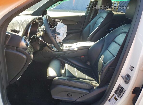 W1N0G8EB6NG121644 2022 MERCEDES-BENZ GLC-CLASS White Front interior view