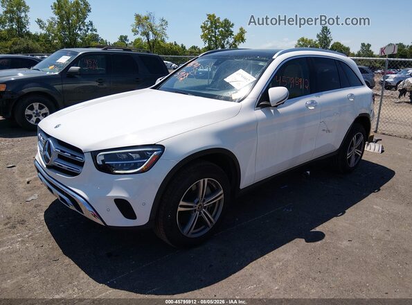 W1N0G8EB7MF883692 2021 MERCEDES-BENZ GLC 300 Белый Передняя левая четверть