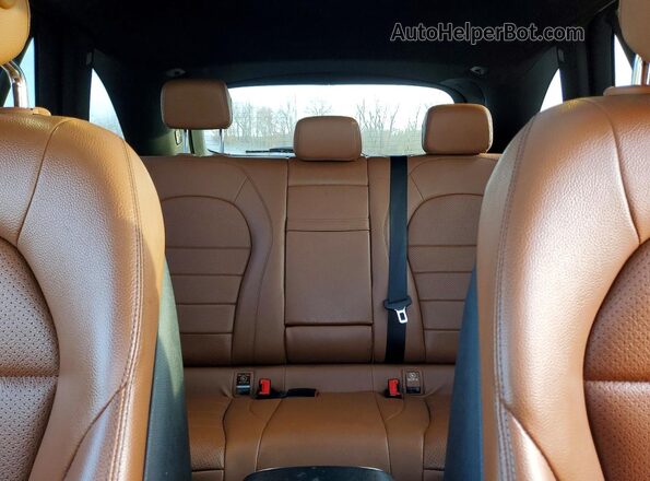 W1N0G8EB9MV311786 2021 MERCEDES-BENZ GLC-CLASS White Widok tylnych siedzeń