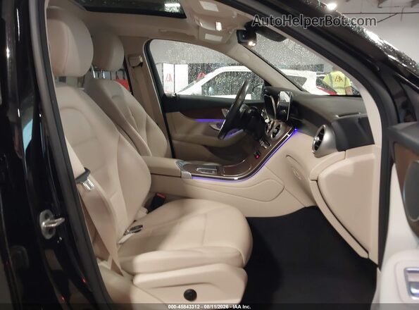 W1N0G8EB9NG051010 2022 MERCEDES-BENZ GLC 300 Black Widok wnętrza z przodu