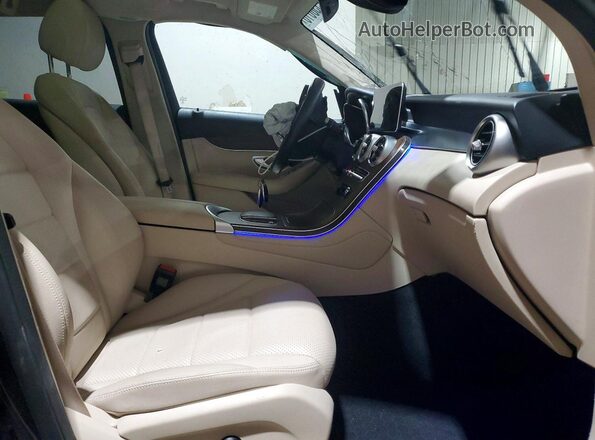 W1N0G8EBXMF920900 2021 MERCEDES-BENZ GLC-CLASS Blue Vista interior delantera