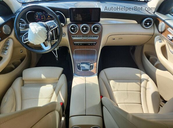 W1N0G8EBXMF920900 2021 MERCEDES-BENZ GLC-CLASS Blue Vista del salpicadero