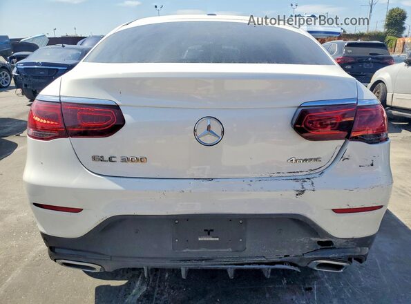 W1N0J8EB6MF948386 2021 MERCEDES-BENZ GLC-CLASS White Widok z tyłu