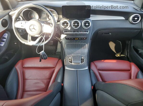 W1N0J8EB9LF840200 2020 MERCEDES-BENZ GLC-CLASS Black Առջևի վահանակի տեսք